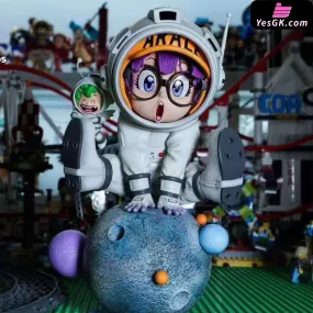 Astronaut Dr. Slump Resin Statue - ZOR Studio [In-Stock]