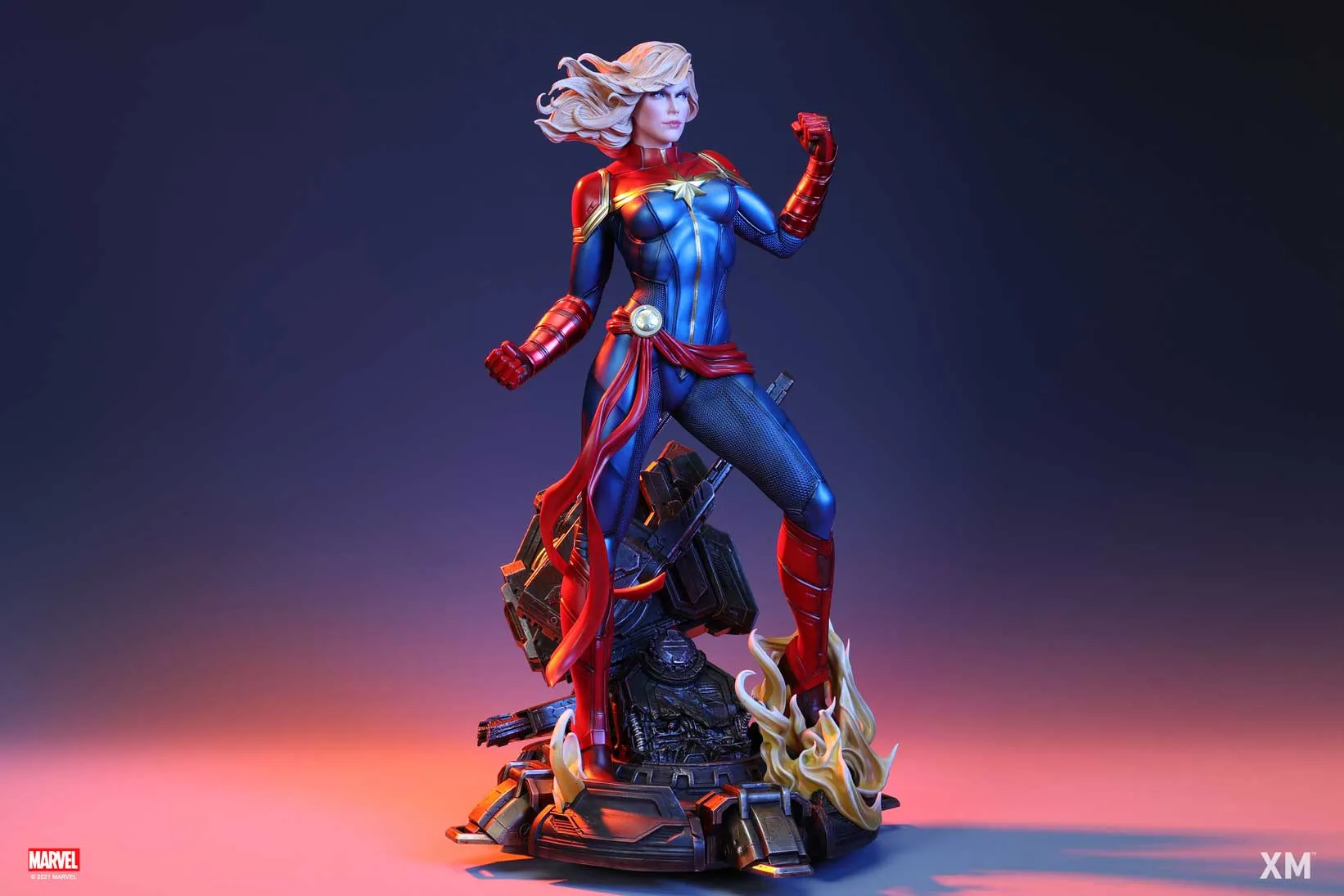 Captain Marvel 1/4 Scale Premium Statue