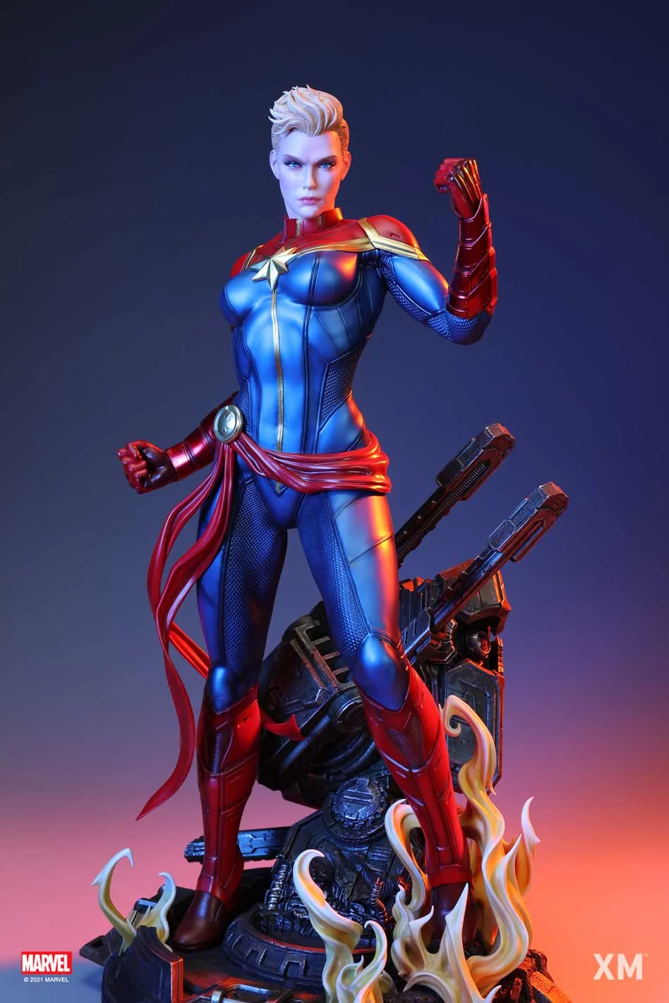 Captain Marvel 1/4 Scale Premium Statue