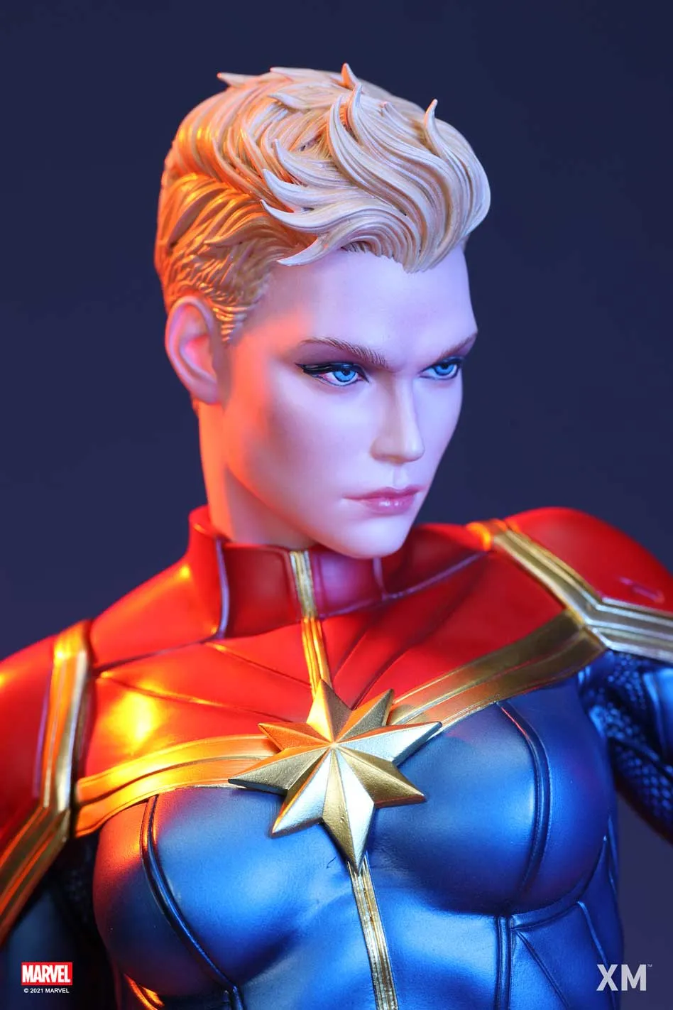 Captain Marvel 1/4 Scale Premium Statue