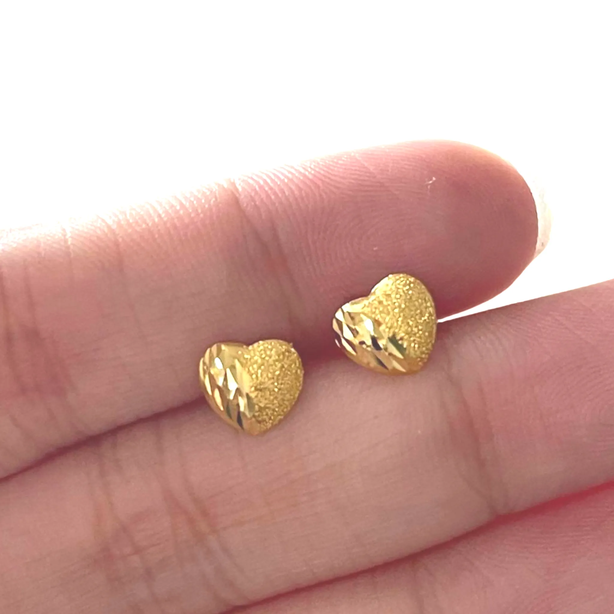 #GOLD2024 | 18K Heart Stud Earrings