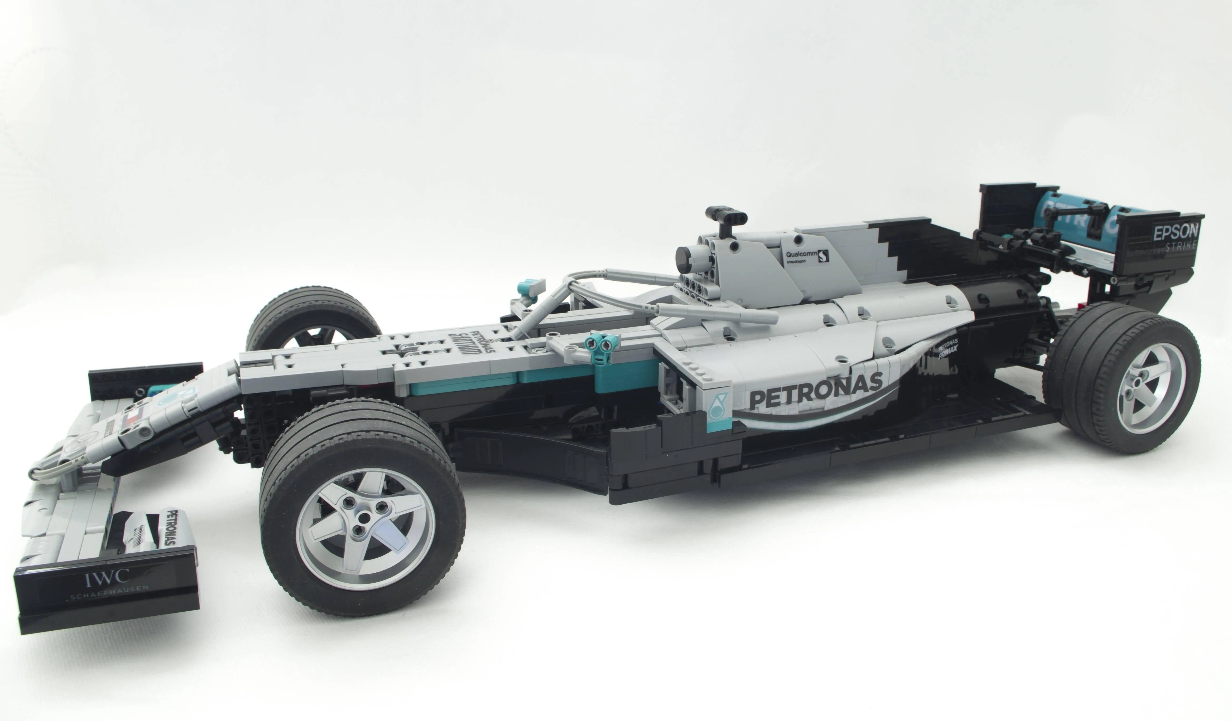 Mercedes Formula W10